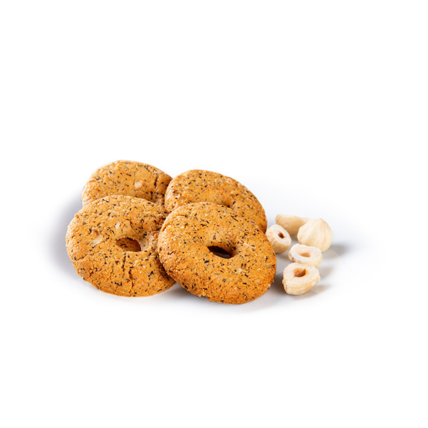Biscotti proteici con nocciole