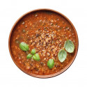 Zuppa con pomodoro, olive e basilico