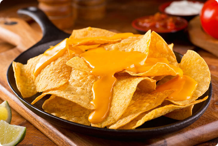 Nachos proteici al formaggio